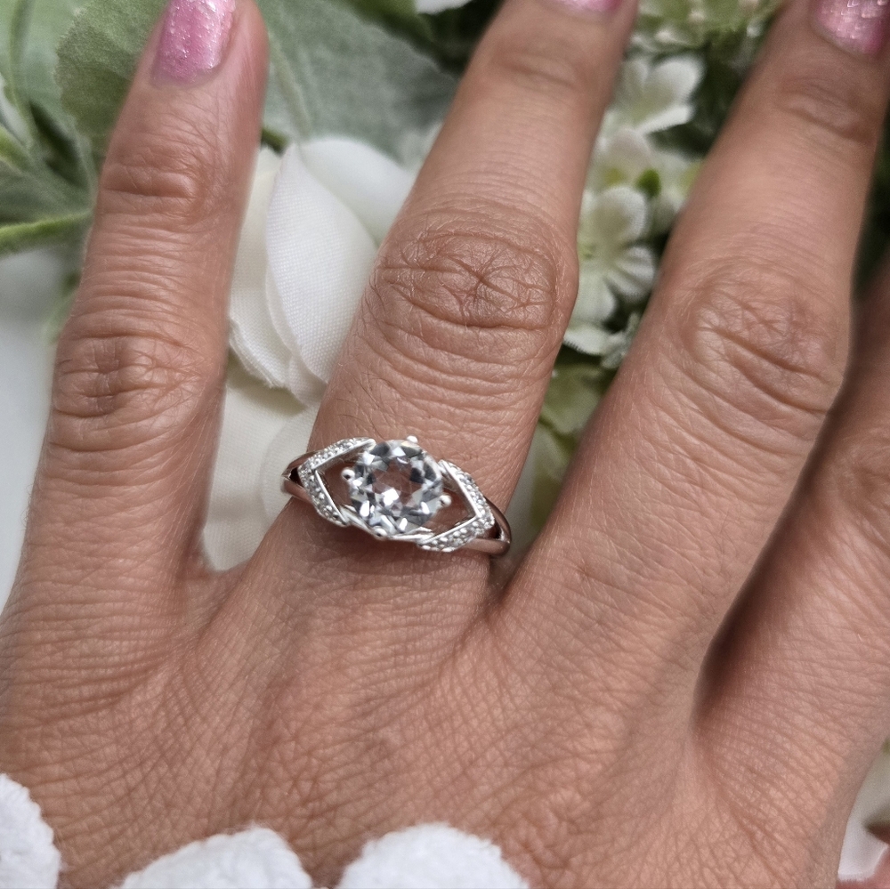 🥰 APRIL LOVE RING - Picture 4 of 6